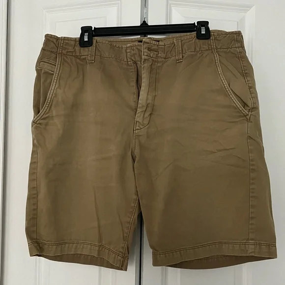 Men’s khaki shorts - American Eagle - Picture 1 of 5